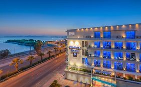 Tropical Hotel